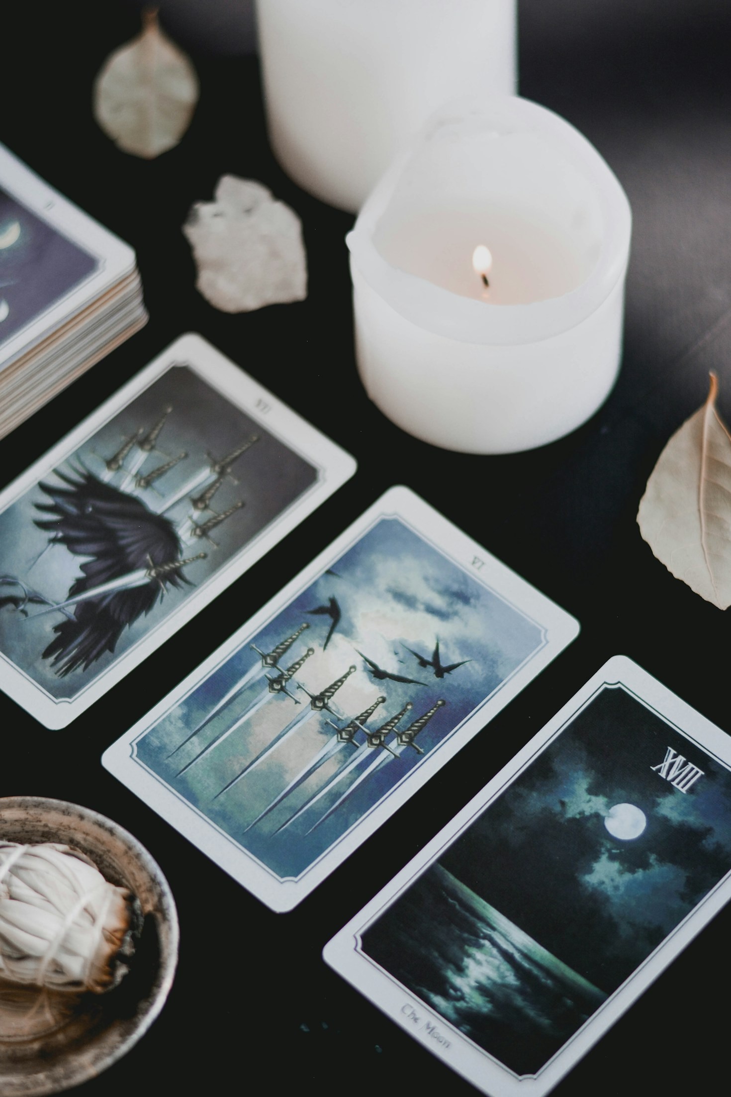 Blending Tradition and Intuition in Modern Tarot